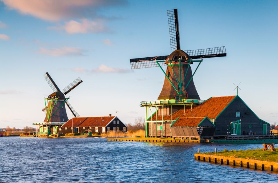 From Amsterdam: Windmills of Zaanse Schans Tour - Should you book the Amsterdam to Zaanse Schans tour?
