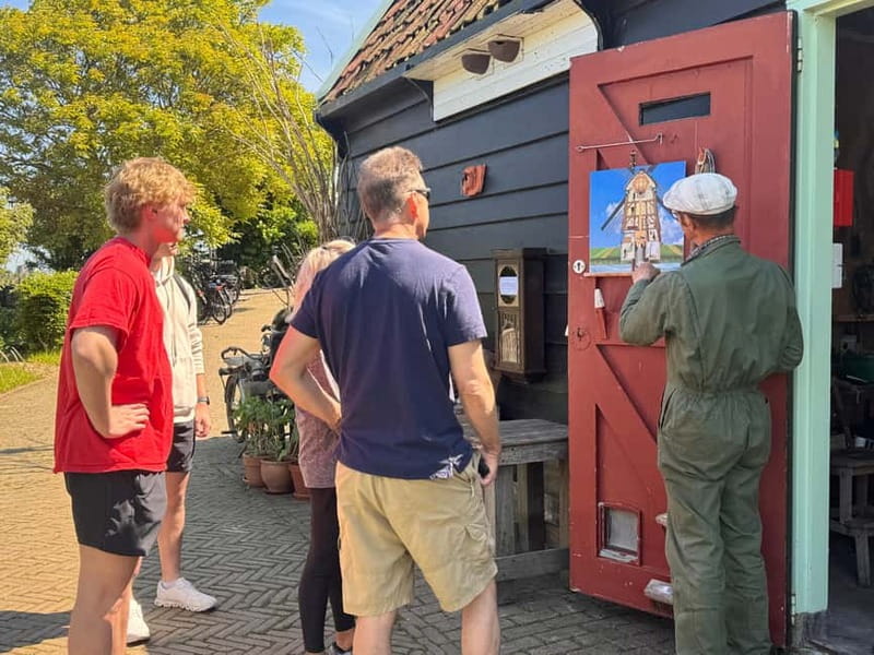 From Amsterdam: Zaanse Schans Windmills & More - E-Bike Tour - The ride itself: bikes, pace, and how “easy” really works