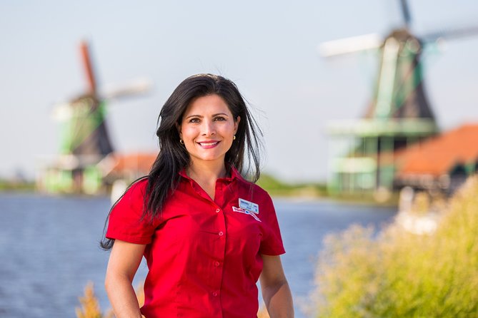 Guided Day Trip - Volendam, Zaanse Schans, Marken & Edam - Marken: Wooden Shoes, Fishing-Village Vibes, and Clog Skills