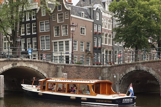 Morning Canal Cruise Amsterdam in Small-Group - Captain Dave Amsterdam: local narration with real conversational energy