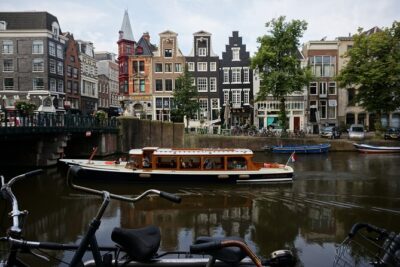 Morning Canal Cruise Amsterdam in Small-Group - The route is flexible, and that’s why the stories feel less robotic