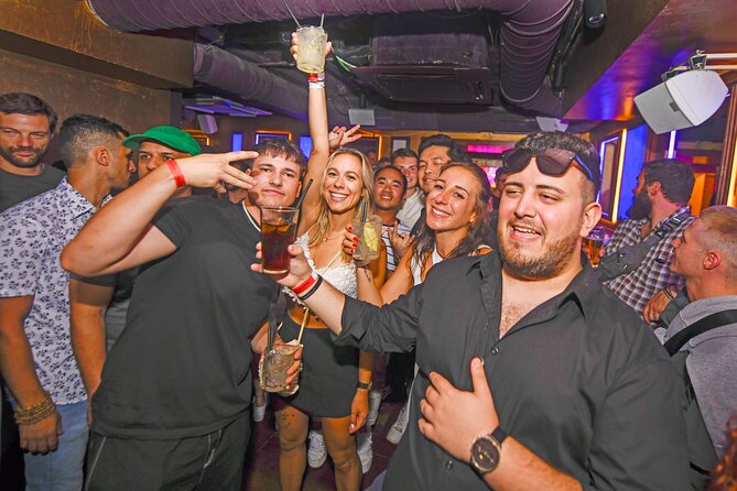 Original Amsterdam Pub Crawl - Price and value: $24.62 doesn’t buy luxury, it buys momentum