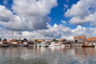 Private Excursion to Zaanse Schans, Edam, Volendam and Marken - Zaanse Schans: working windmills and hands-on little moments