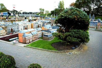 Rotterdam, Delft, The Hague Day Tour Incl. Madurodam/Royal Delft - From Amsterdam pickup to a smooth south-Holland start