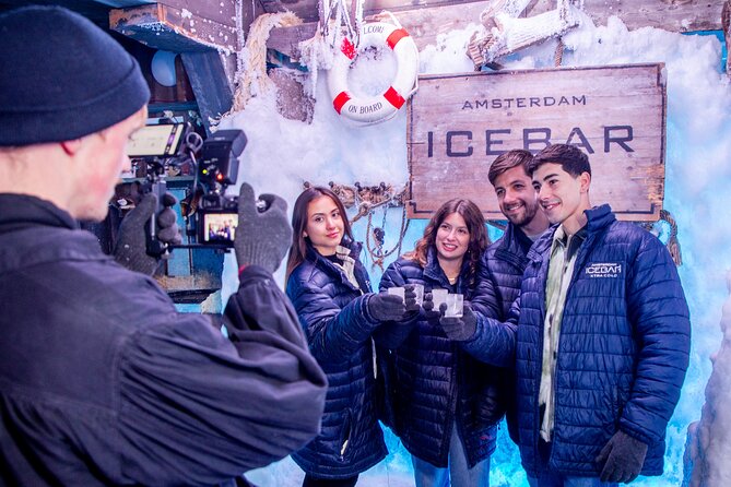 Xtracold Icebar Amsterdam, 3 Drinks Included - Thermal Clothing: What They Provide and What You Should Wear